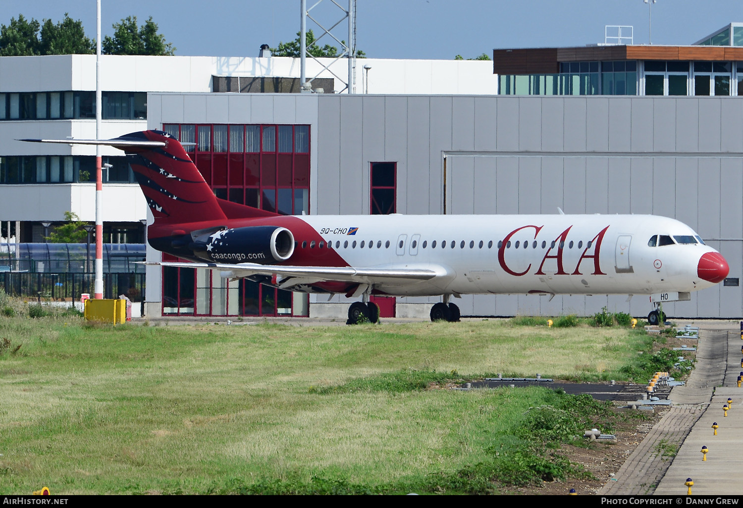 Aircraft Photo of 9Q-CHO | Fokker 100 (F28-0100) | CAA - Compagnie Africaine d'Aviation | AirHistory.net #189813