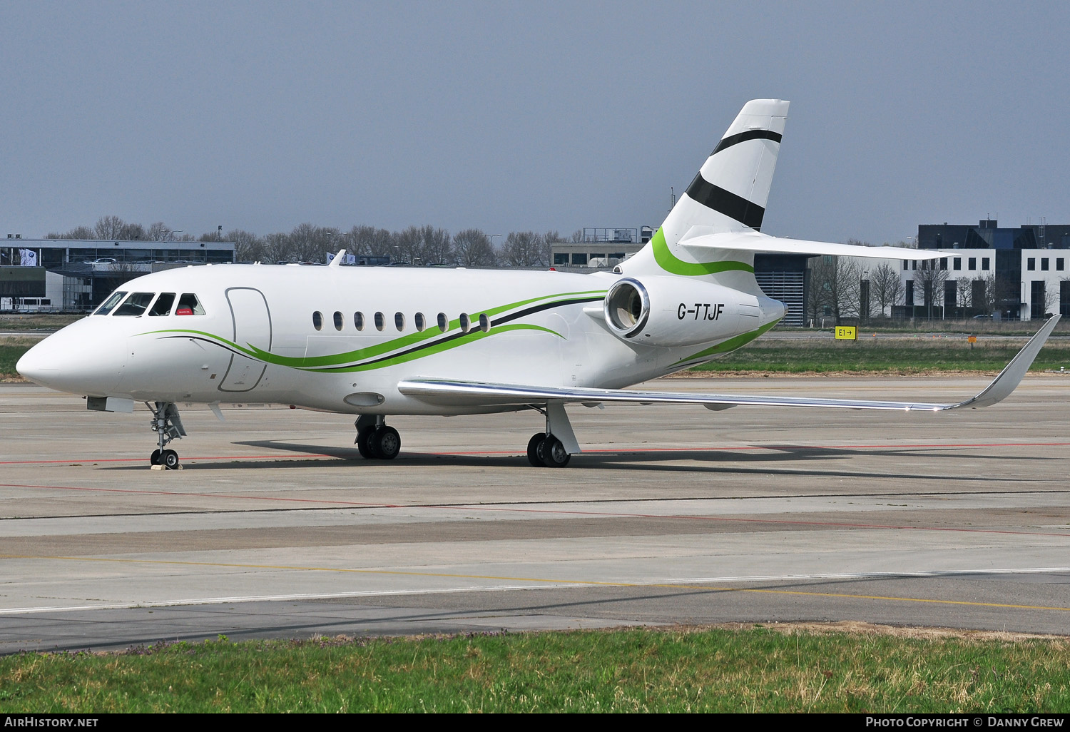 Aircraft Photo of G-TTJF | Dassault Falcon 2000S | AirHistory.net #189816