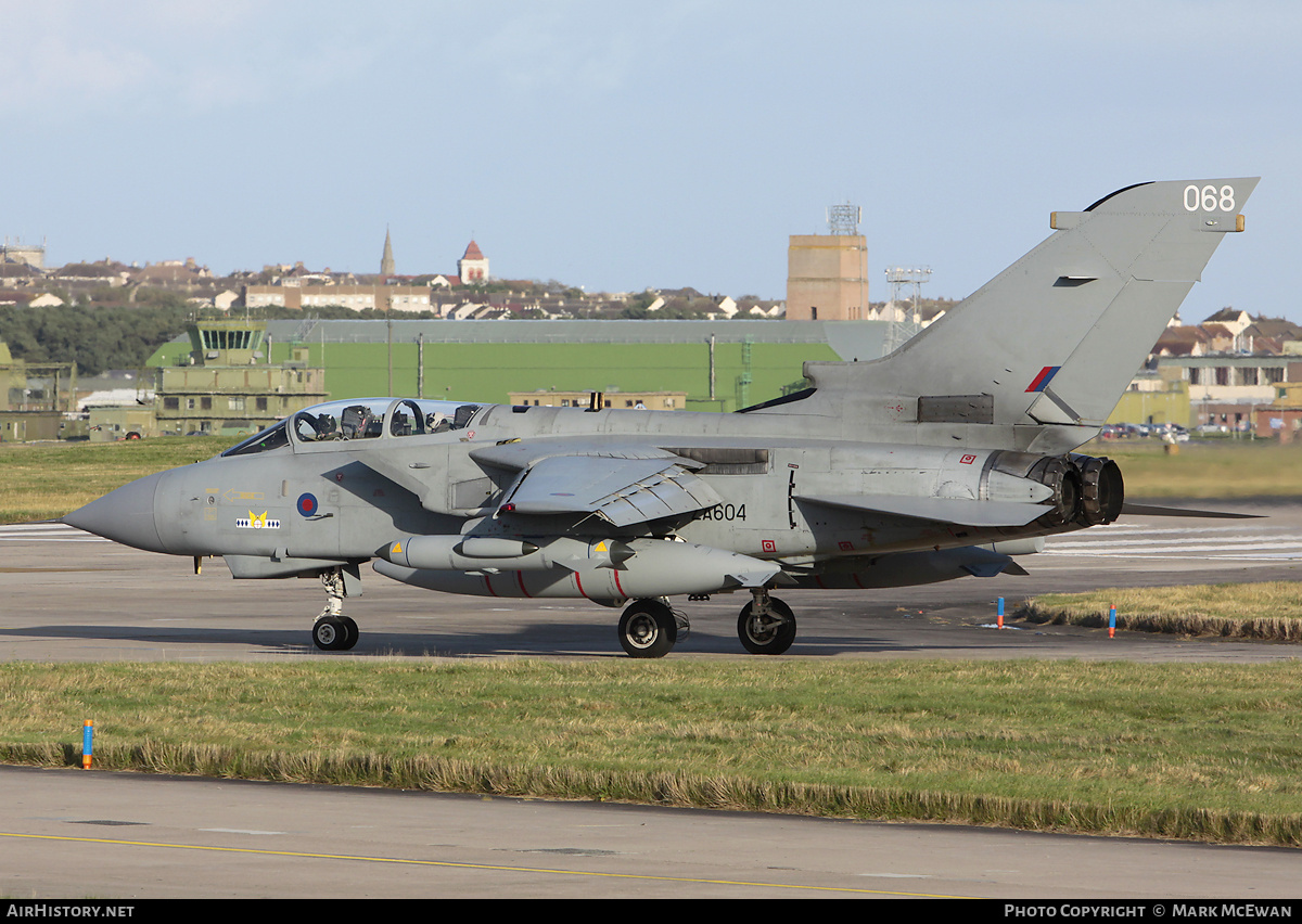 Aircraft Photo of ZA604 | Panavia Tornado GR4 | UK - Air Force | AirHistory.net #189868