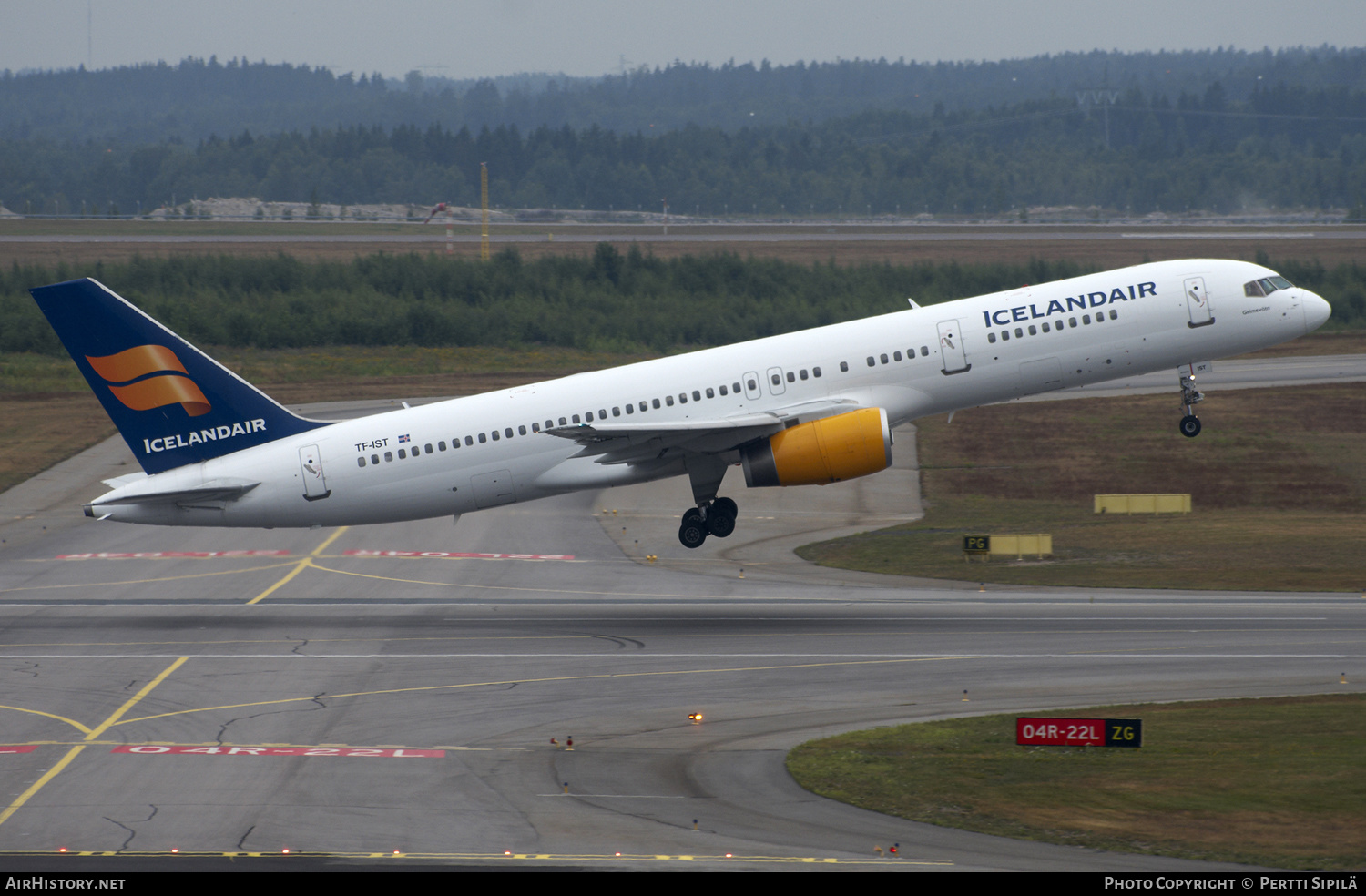 Aircraft Photo of TF-IST | Boeing 757-256 | Icelandair | AirHistory.net #189936