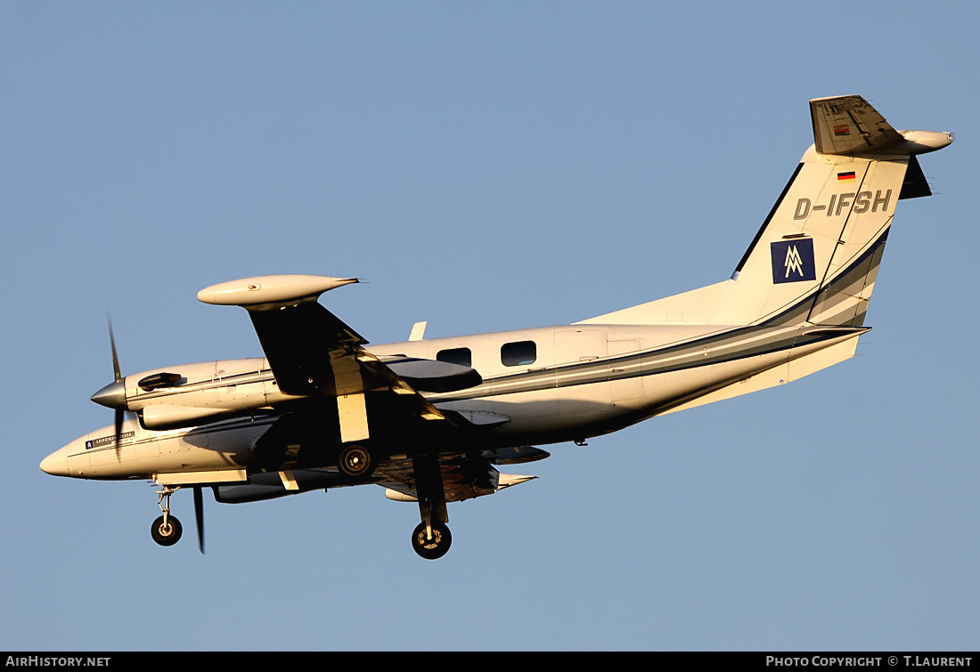 Aircraft Photo of D-IFSH | Piper PA-42-720 Cheyenne IIIA | Leipziger Messe | AirHistory.net #190143