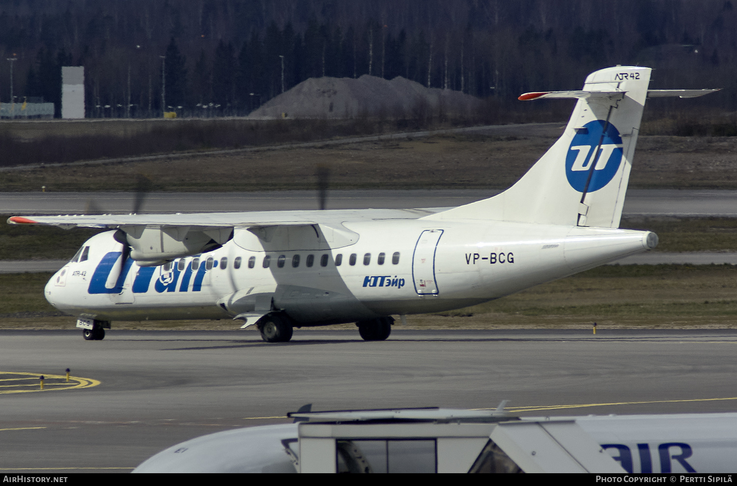 Aircraft Photo of VP-BCG | ATR ATR-42-300 | UTair | AirHistory.net #190232