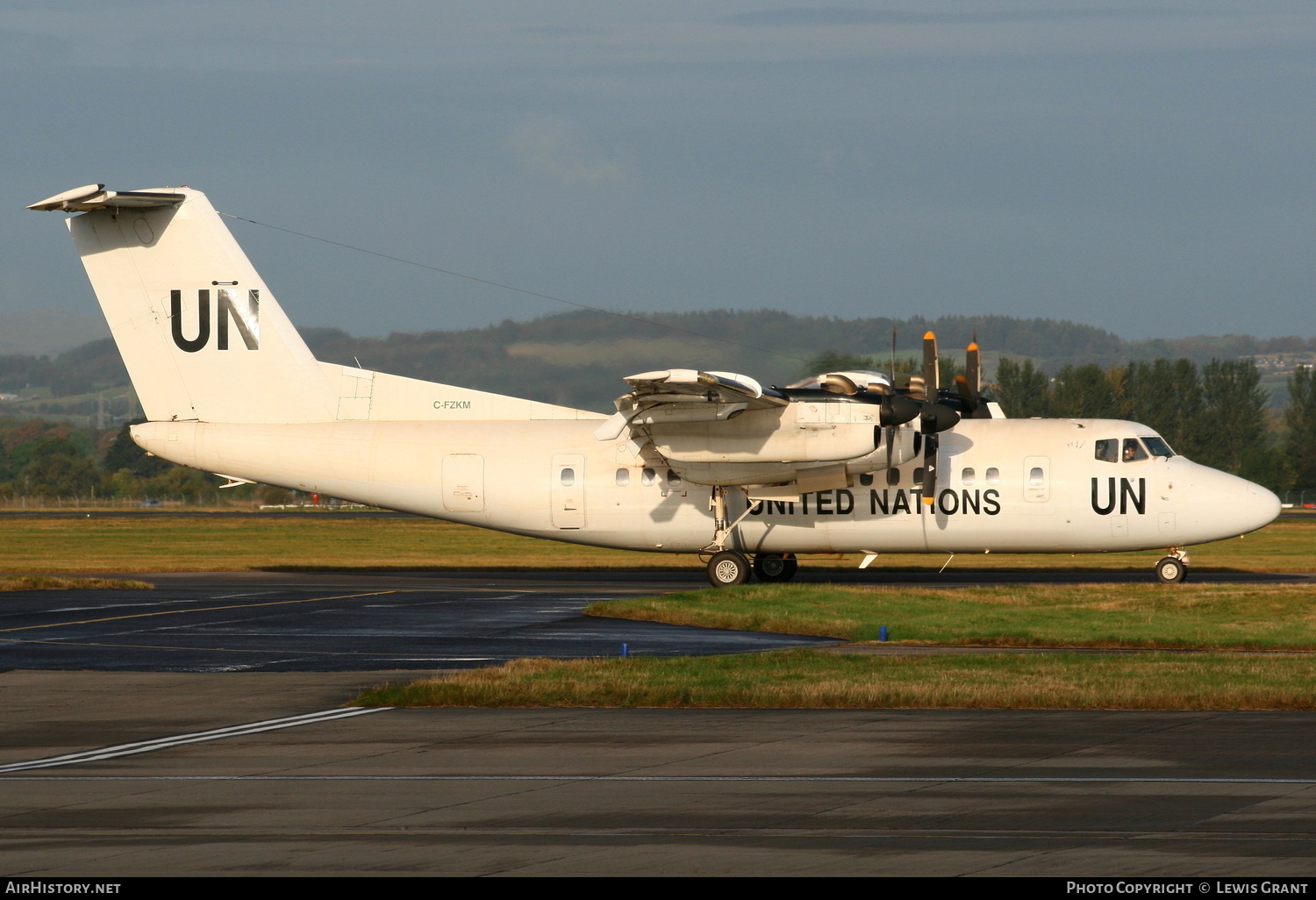 Aircraft Photo of C-FZKM | De Havilland Canada DHC-7-102 Dash 7 | United Nations | AirHistory.net #190270