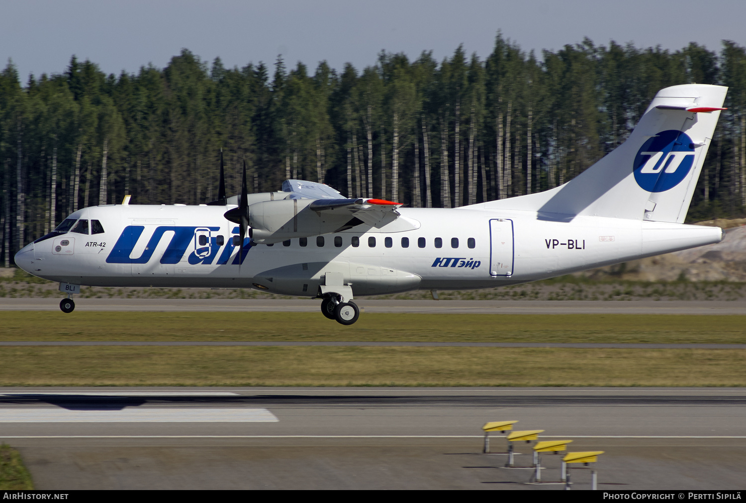 Aircraft Photo of VP-BLI | ATR ATR-42-300 | UTair | AirHistory.net #190302