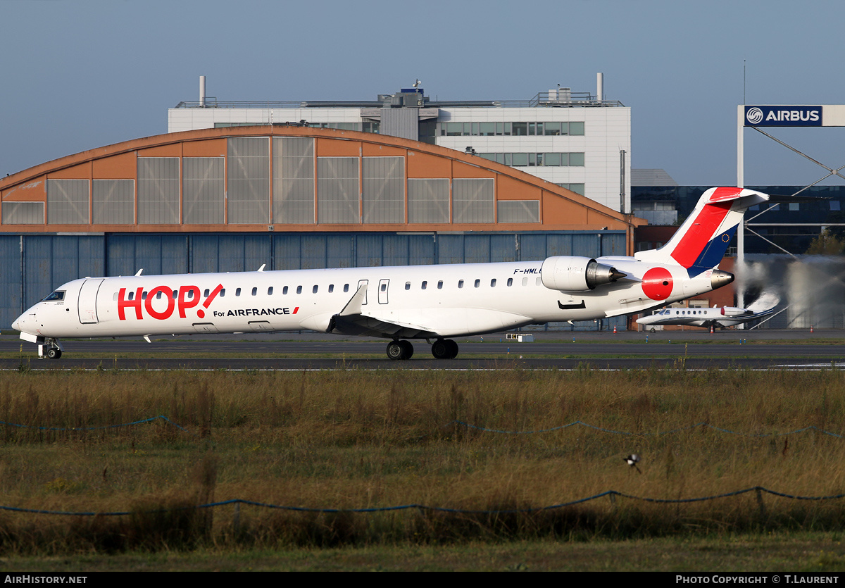 Aircraft Photo of F-HMLE | Bombardier CRJ-1000EL NG (CL-600-2E25) | Hop! | AirHistory.net #190392