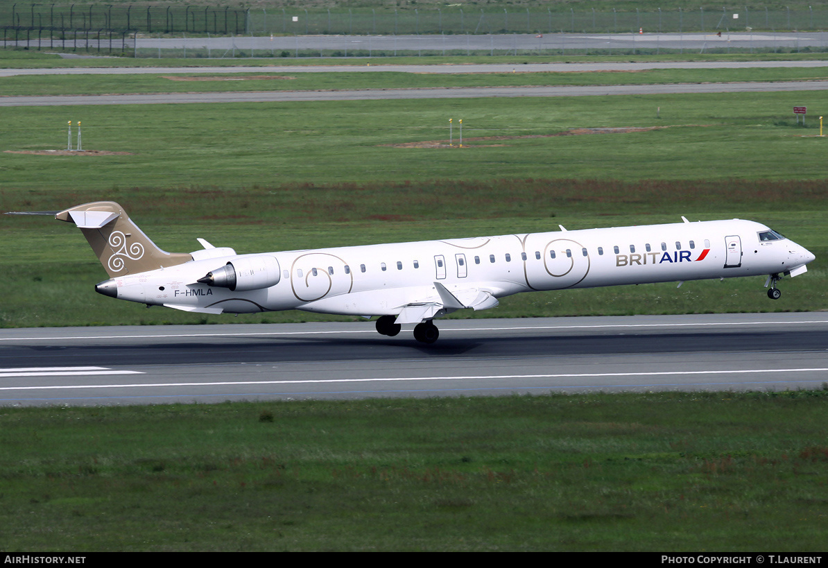 Aircraft Photo of F-HMLA | Bombardier CRJ-1000EL NG (CL-600-2E25) | Brit Air | AirHistory.net #190465