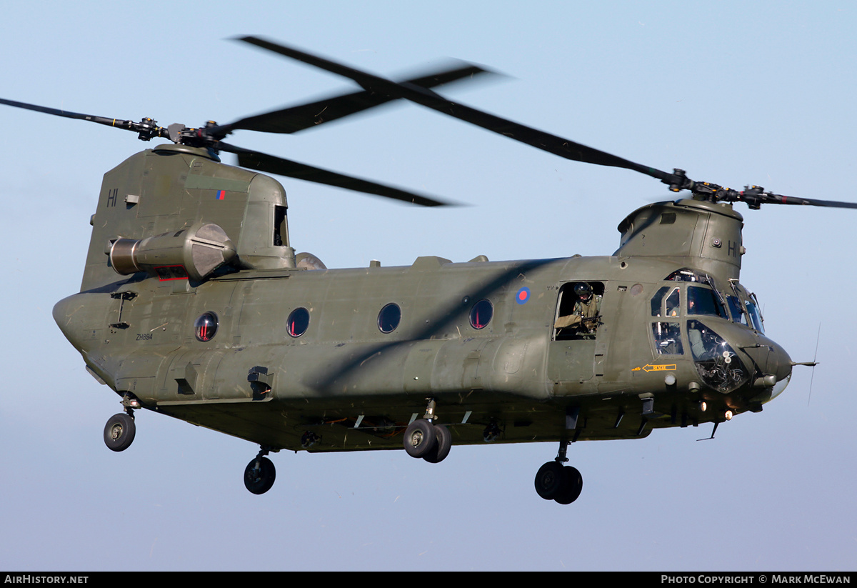 Aircraft Photo of ZH894 | Boeing Chinook HC2A (352) | UK - Air Force | AirHistory.net #190550