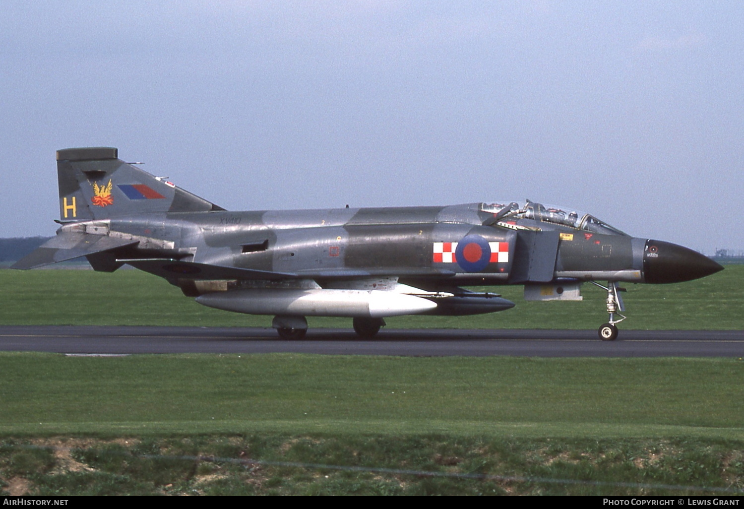 Aircraft Photo of XV410 | McDonnell Douglas F-4M Phantom FGR2 | UK - Air Force | AirHistory.net #190604