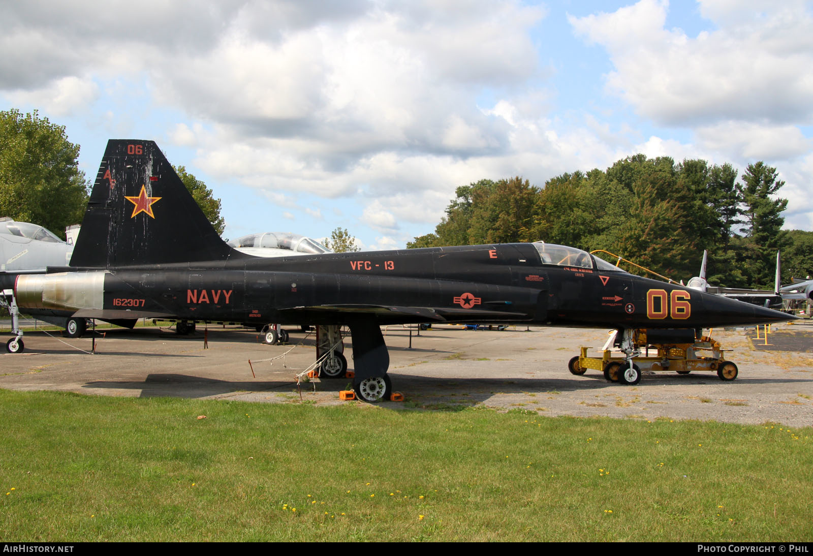 Aircraft Photo of 162307 | Northrop F-5E Tiger II | USA - Navy | AirHistory.net #190636