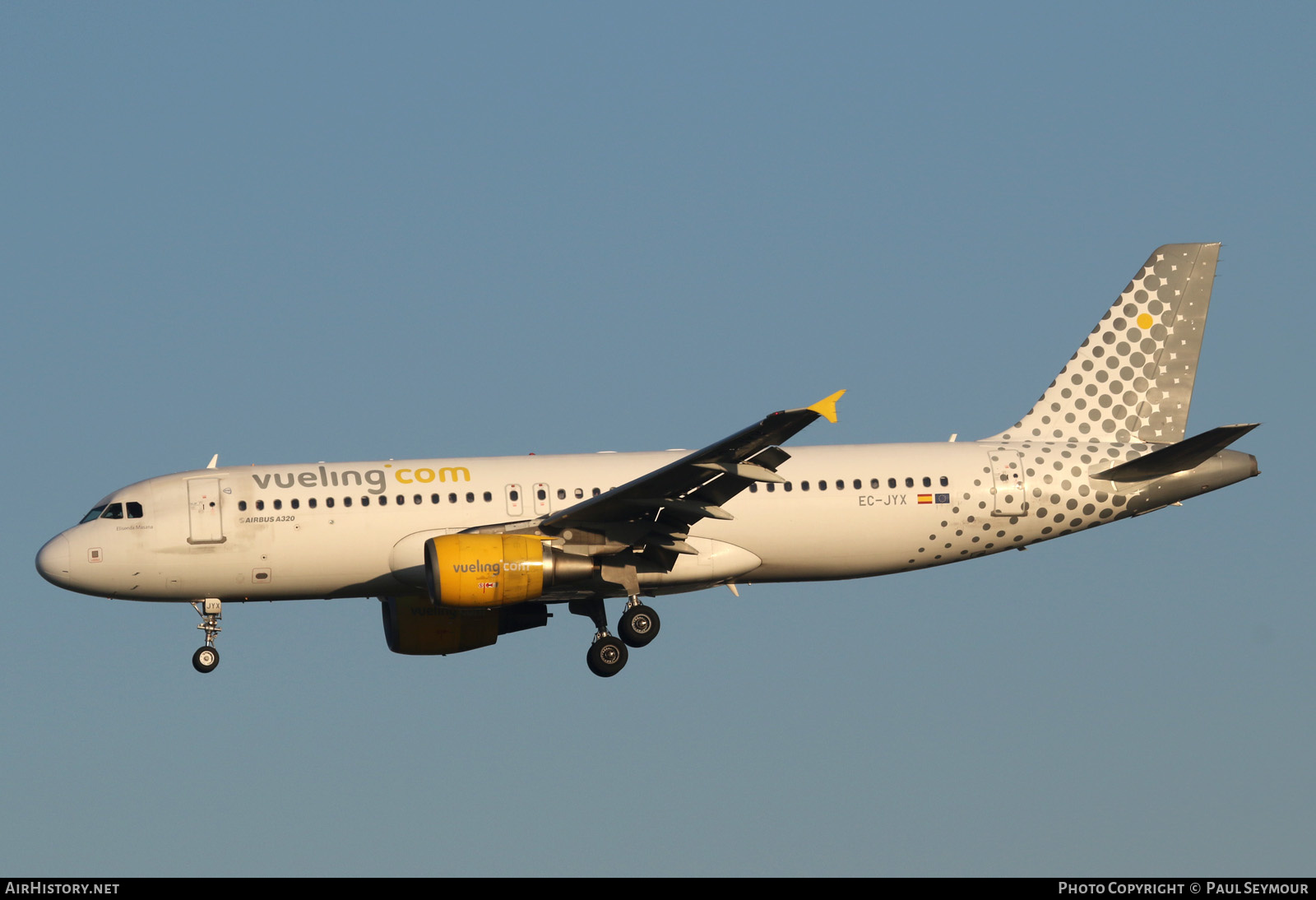 Aircraft Photo of EC-JYX | Airbus A320-214 | Vueling Airlines | AirHistory.net #190730