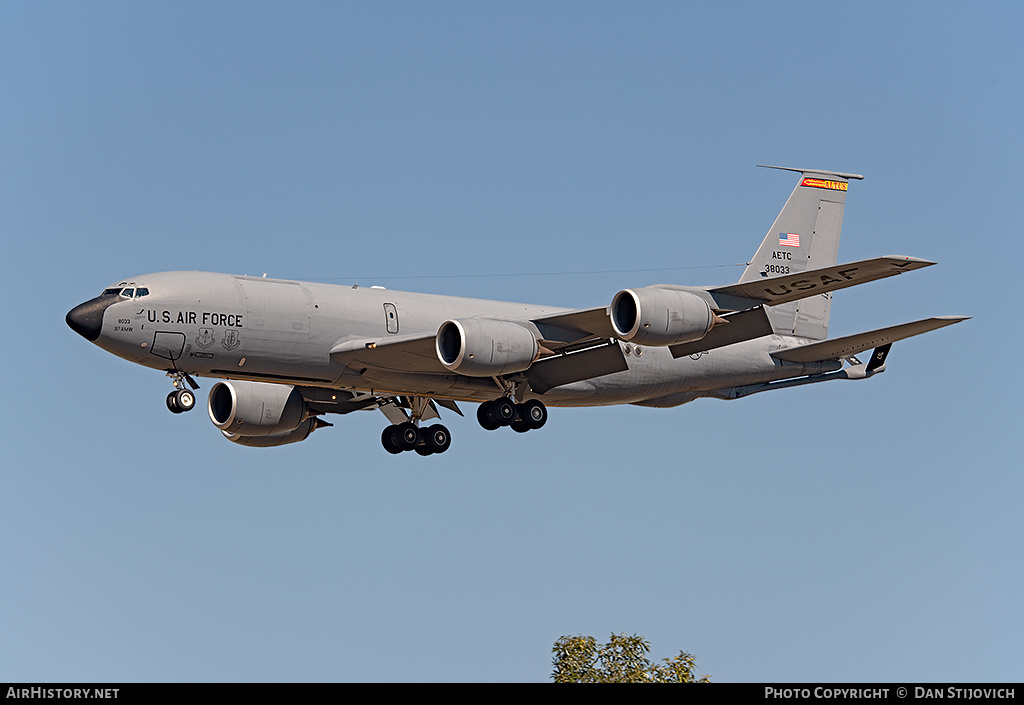 Aircraft Photo of 63-8033 / 38033 | Boeing KC-135R Stratotanker | USA - Air Force | AirHistory.net #190859