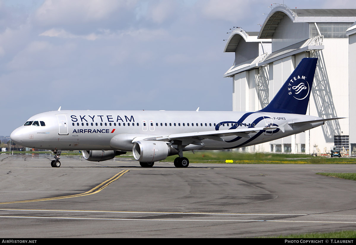 Aircraft Photo of F-GFKS | Airbus A320-211 | Air France | AirHistory.net #190862