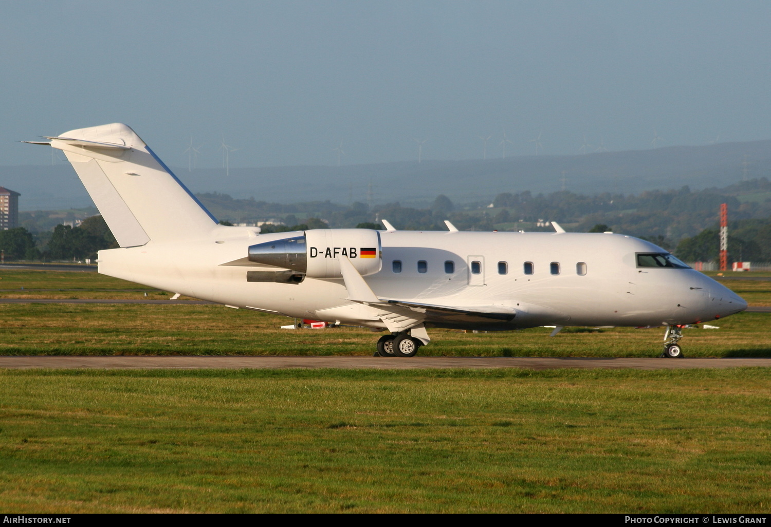 Aircraft Photo of D-AFAB | Bombardier Challenger 604 (CL-600-2B16) | AirHistory.net #190987