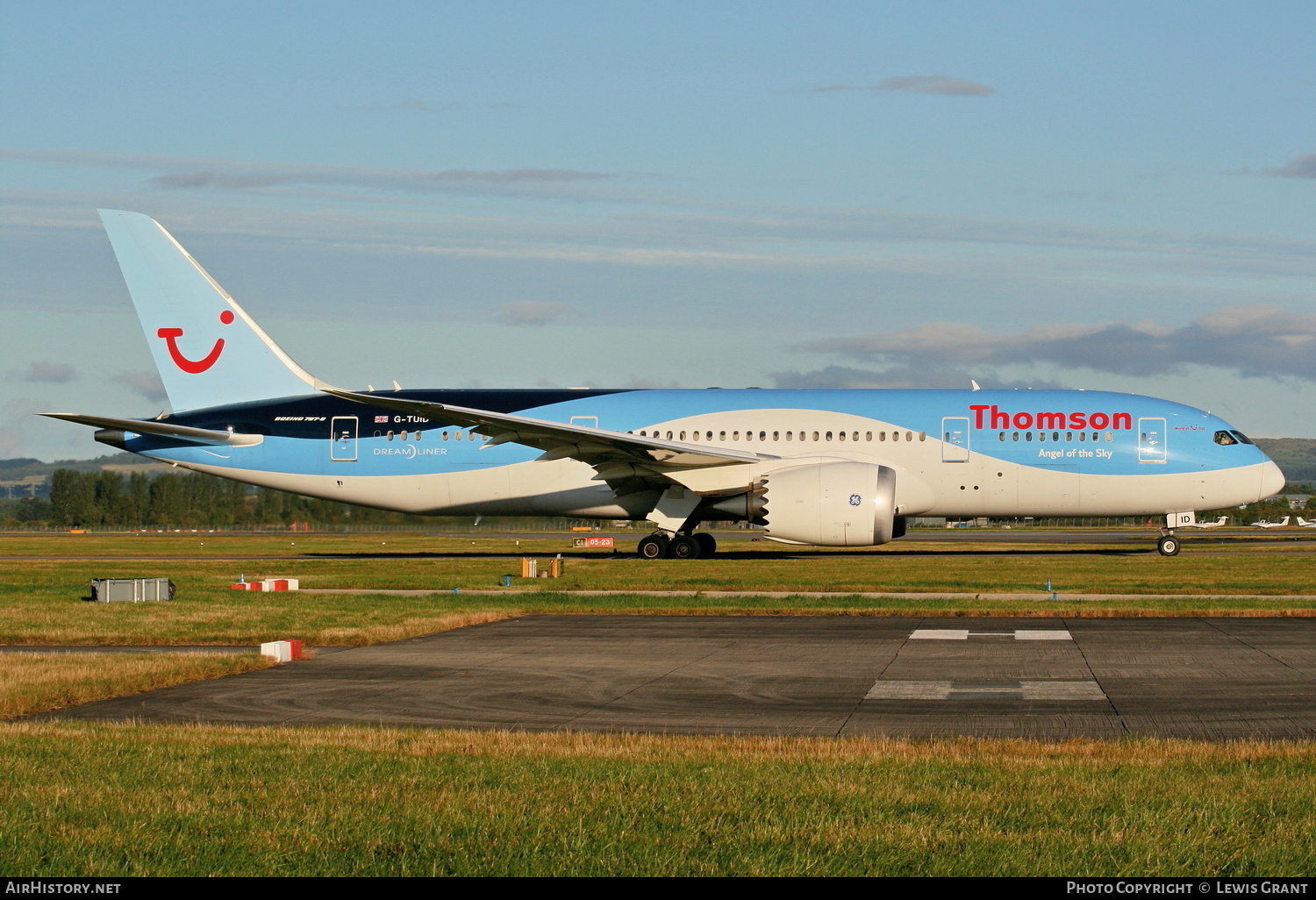 Aircraft Photo of G-TUID | Boeing 787-8 Dreamliner | Thomson Airways | AirHistory.net #190990