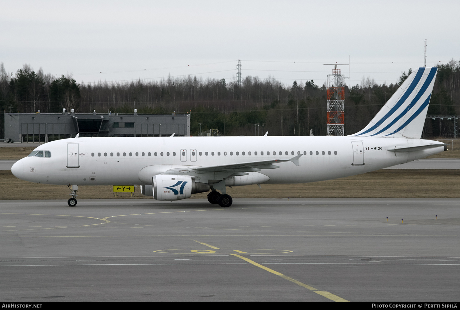 Aircraft Photo of YL-BCB | Airbus A320-211 | AirHistory.net #191115