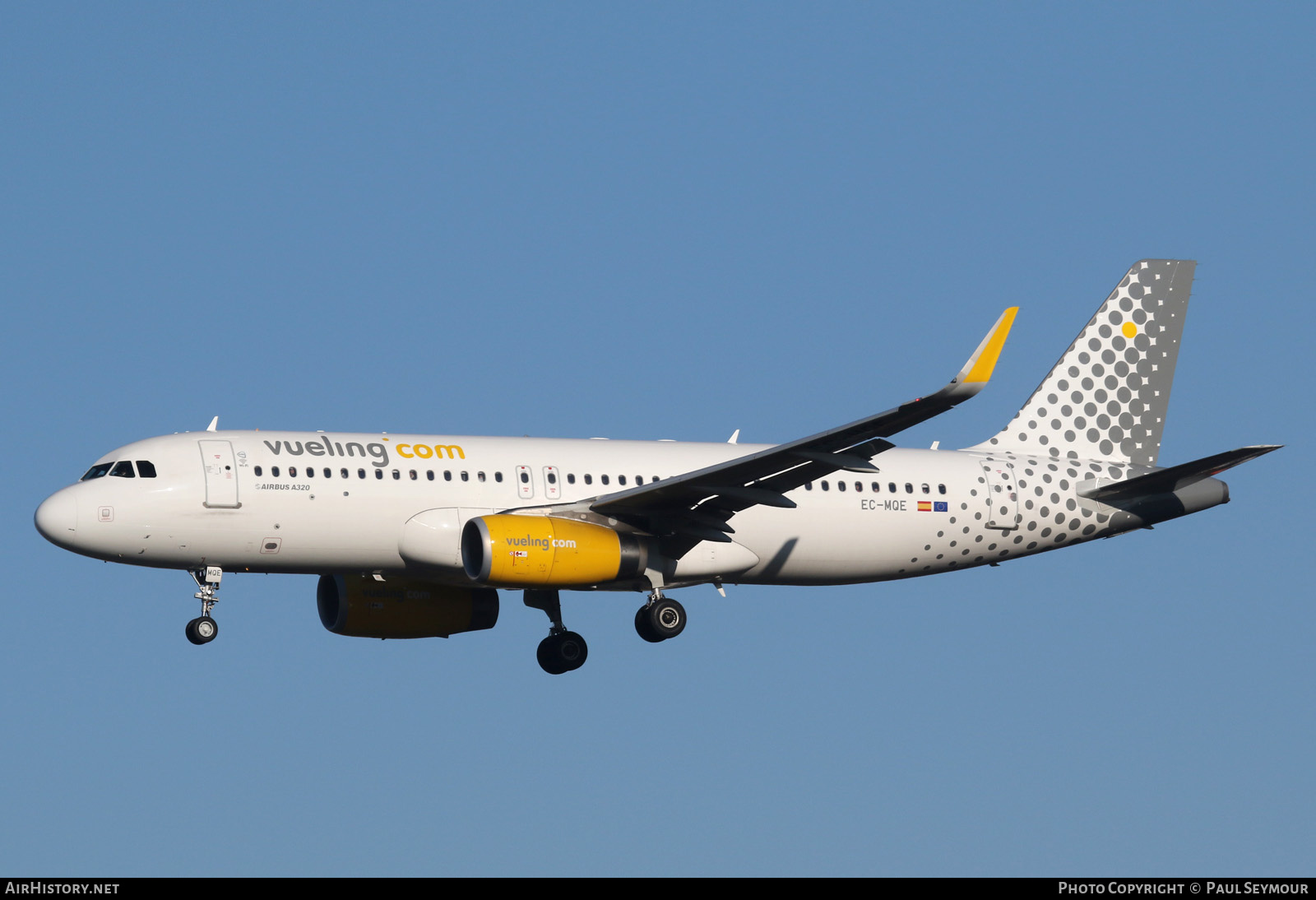 Aircraft Photo of EC-MQE | Airbus A320-232 | Vueling Airlines | AirHistory.net #191122