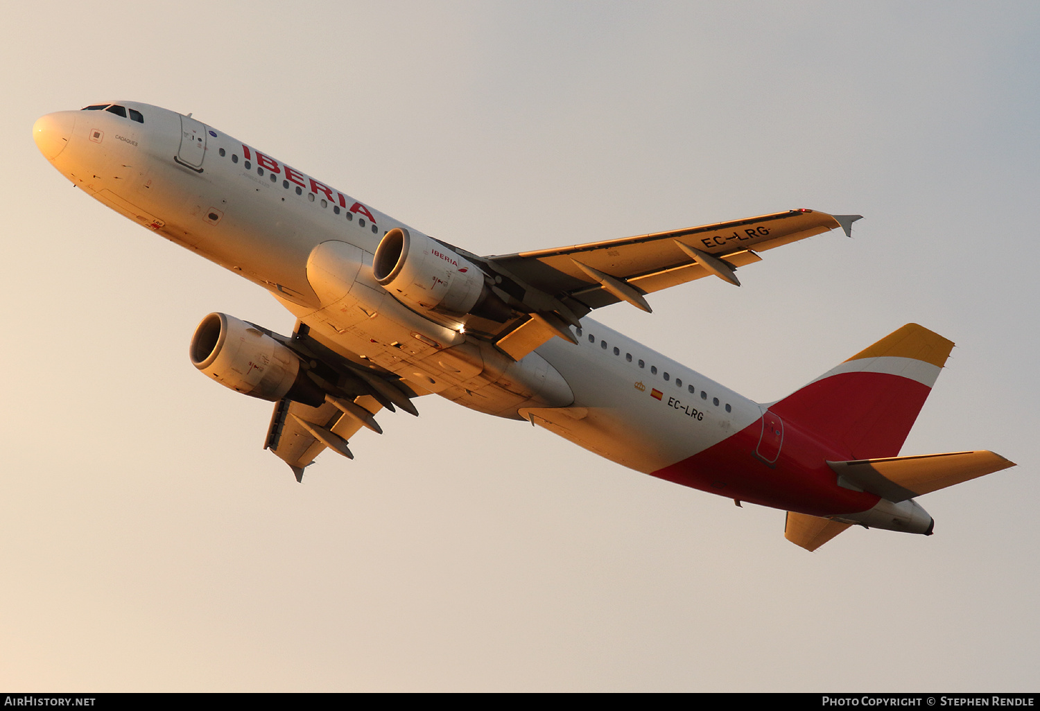 Aircraft Photo of EC-LRG | Airbus A320-214 | Iberia | AirHistory.net #191132