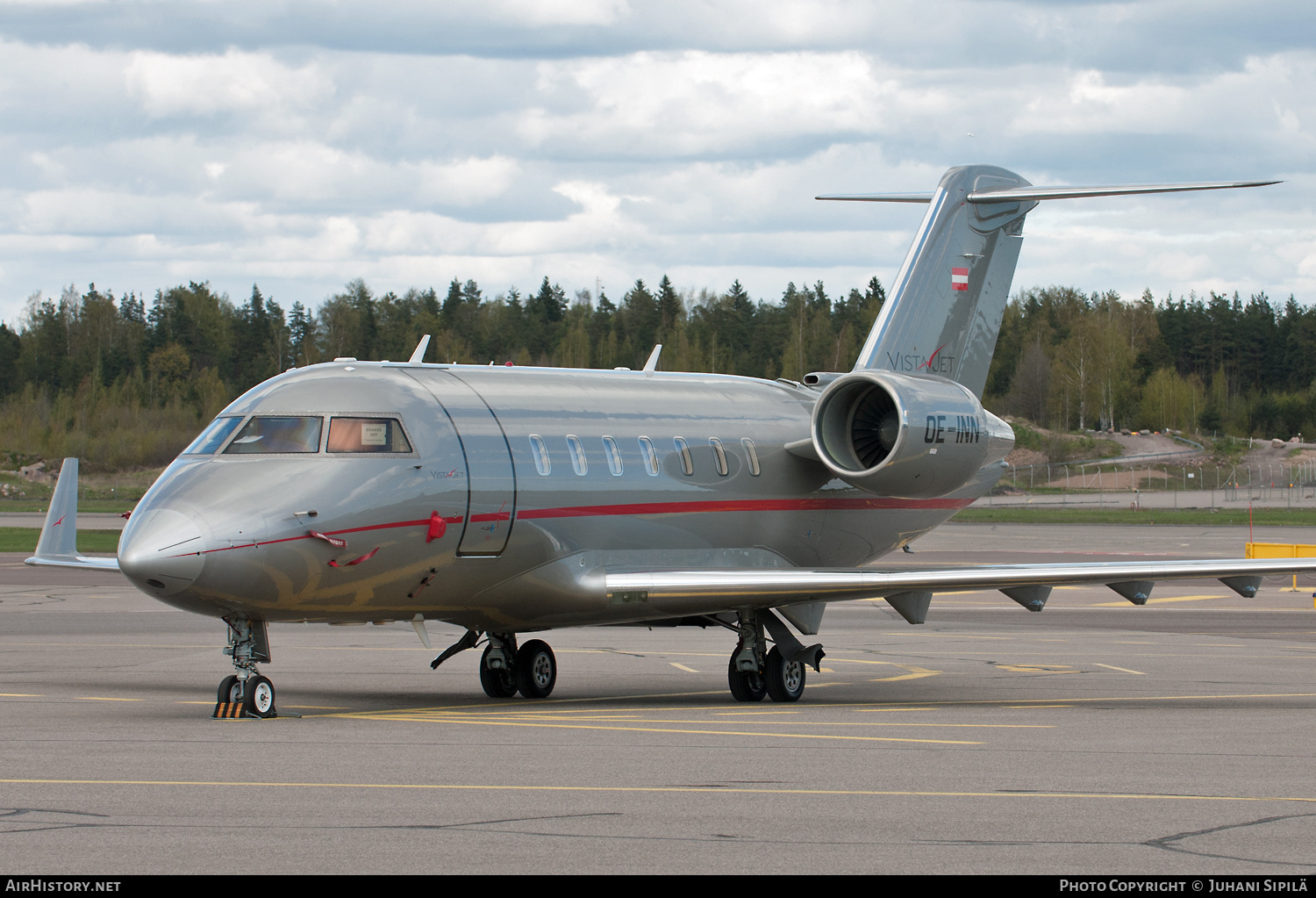 Aircraft Photo of OE-INN | Bombardier Challenger 605 (CL-600-2B16) | VistaJet | AirHistory.net #191183