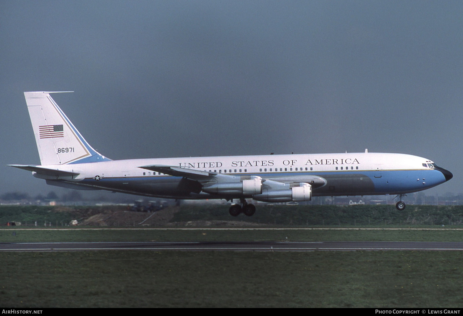 Aircraft Photo of 58-6971 / 86971 | Boeing VC-137A (707-153) | USA - Air Force | AirHistory.net #191225