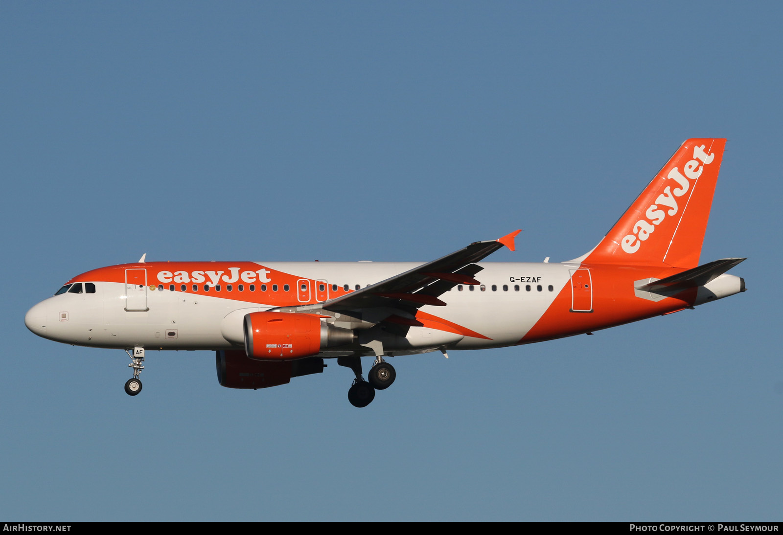Aircraft Photo of G-EZAF | Airbus A319-111 | EasyJet | AirHistory.net #191243