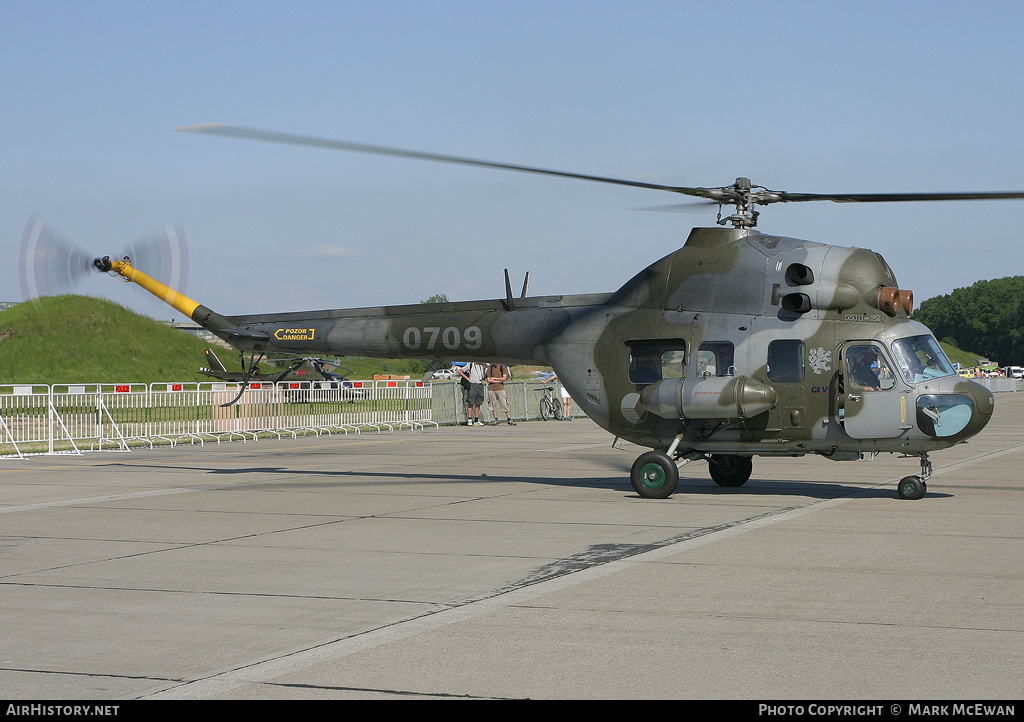 Aircraft Photo of 0709 | Mil Mi-2... | Czechia - Air Force | AirHistory.net #191303