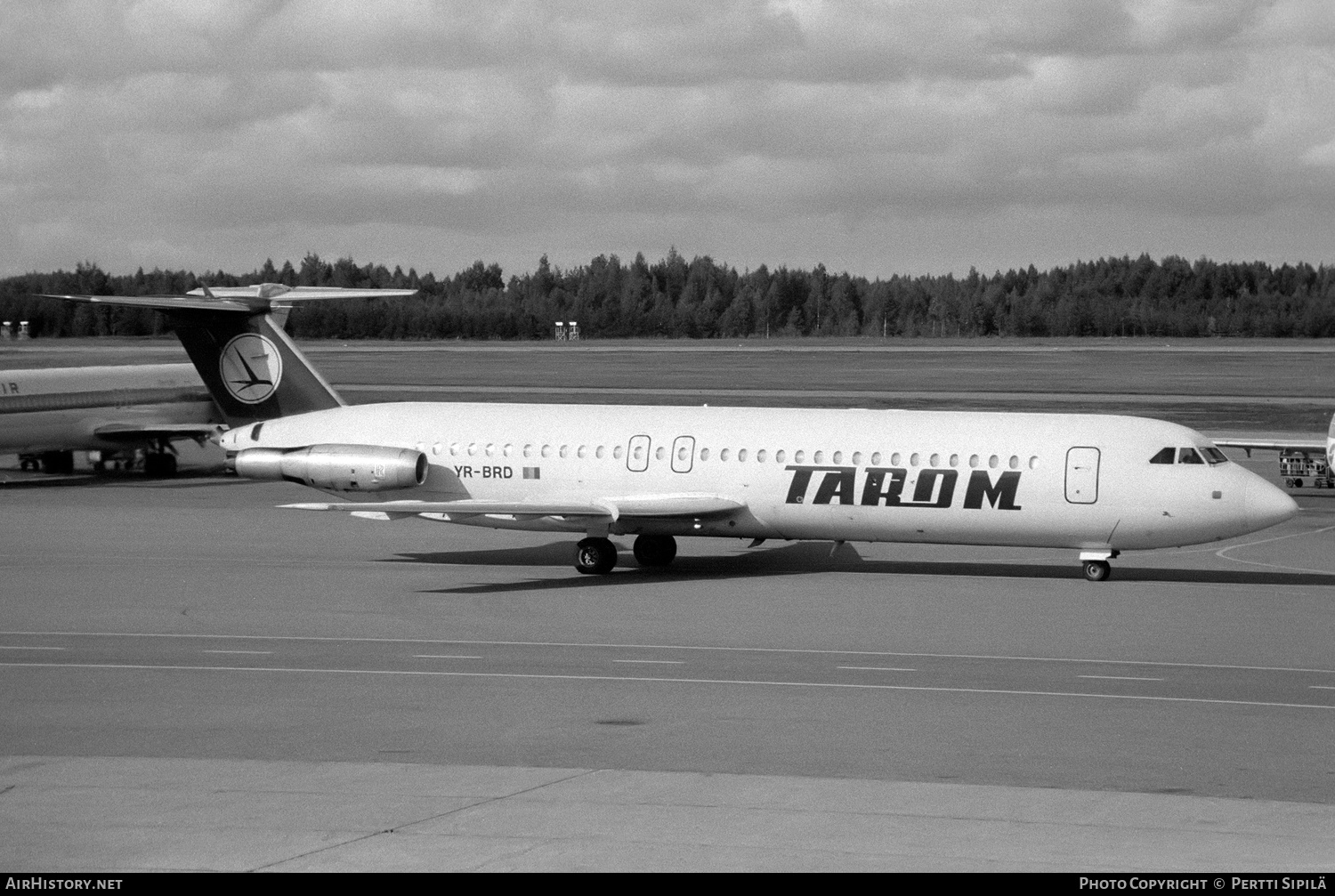 Aircraft Photo of YR-BRD | British Aerospace Rombac 111-561RC One-Eleven | TAROM - Transporturile Aeriene Române | AirHistory.net #191437