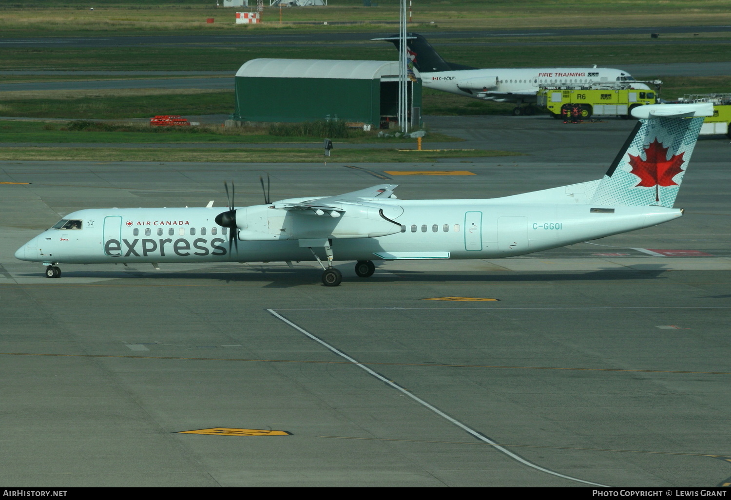 Aircraft Photo of C-GGOI | Bombardier DHC-8-402 Dash 8 | Air Canada Express | AirHistory.net #191547