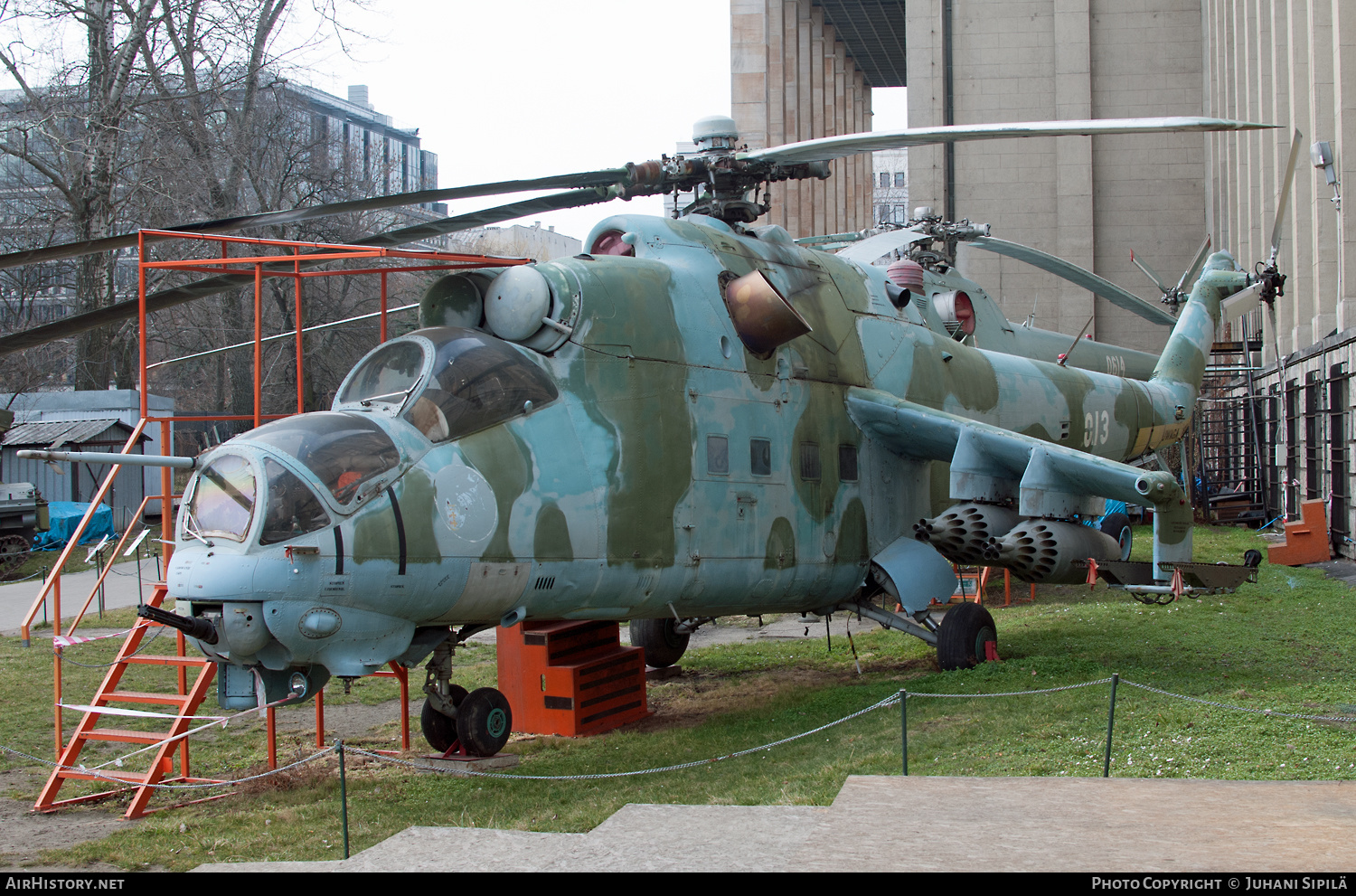 Aircraft Photo of 013 | Mil Mi-24D | Poland - Army | AirHistory.net #191581