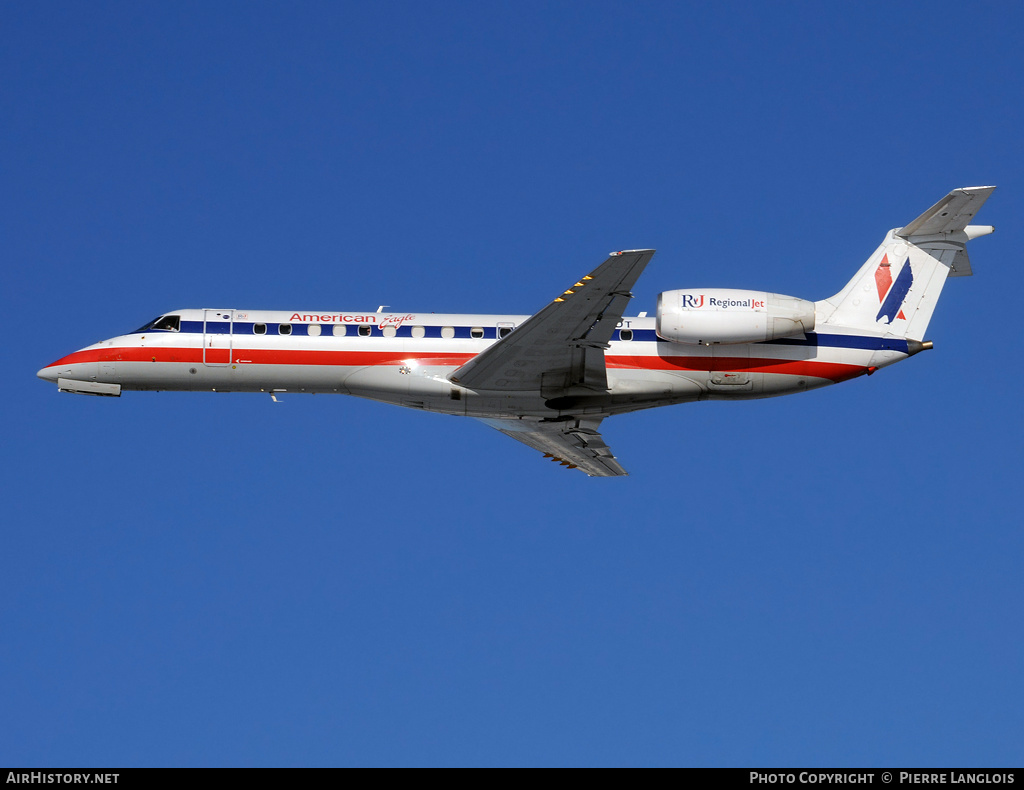 Aircraft Photo of N736DT | Embraer ERJ-135LR (EMB-135LR) | American Eagle | AirHistory.net #191616