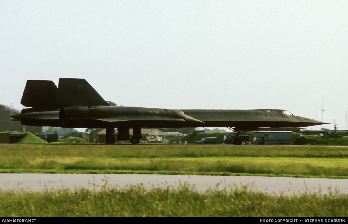 Aircraft Photo of 61-7974 / 17974 | Lockheed SR-71A Blackbird | USA - Air Force | AirHistory.net #191674