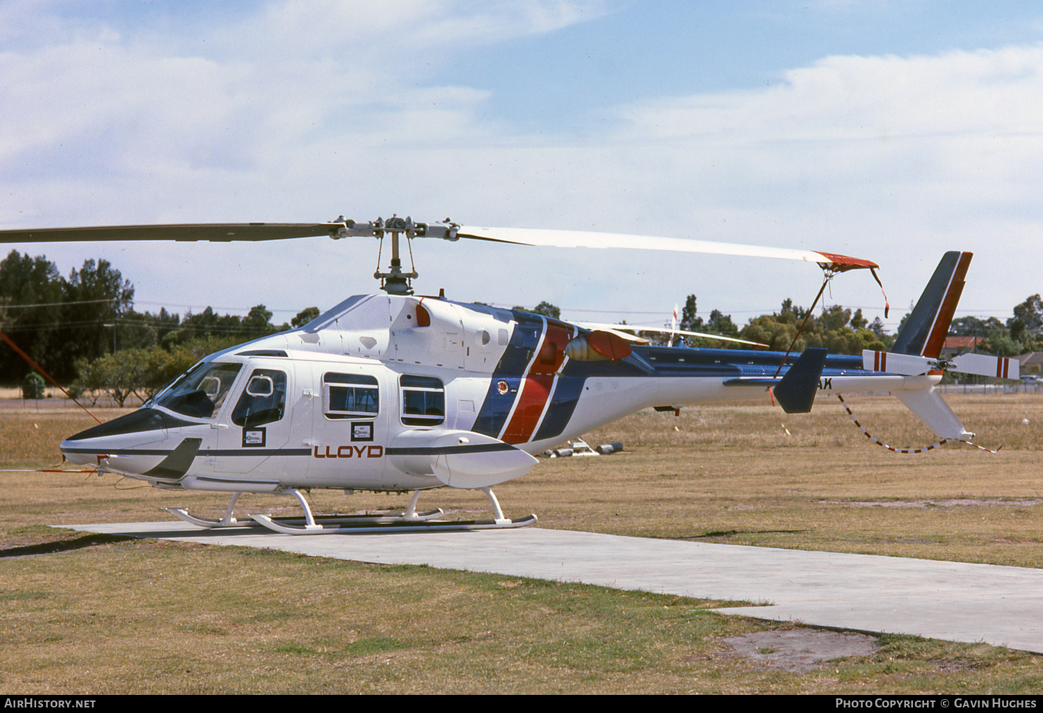 Aircraft Photo of VH-LAK | Bell 222U | Lloyd Helicopters | AirHistory.net #191757