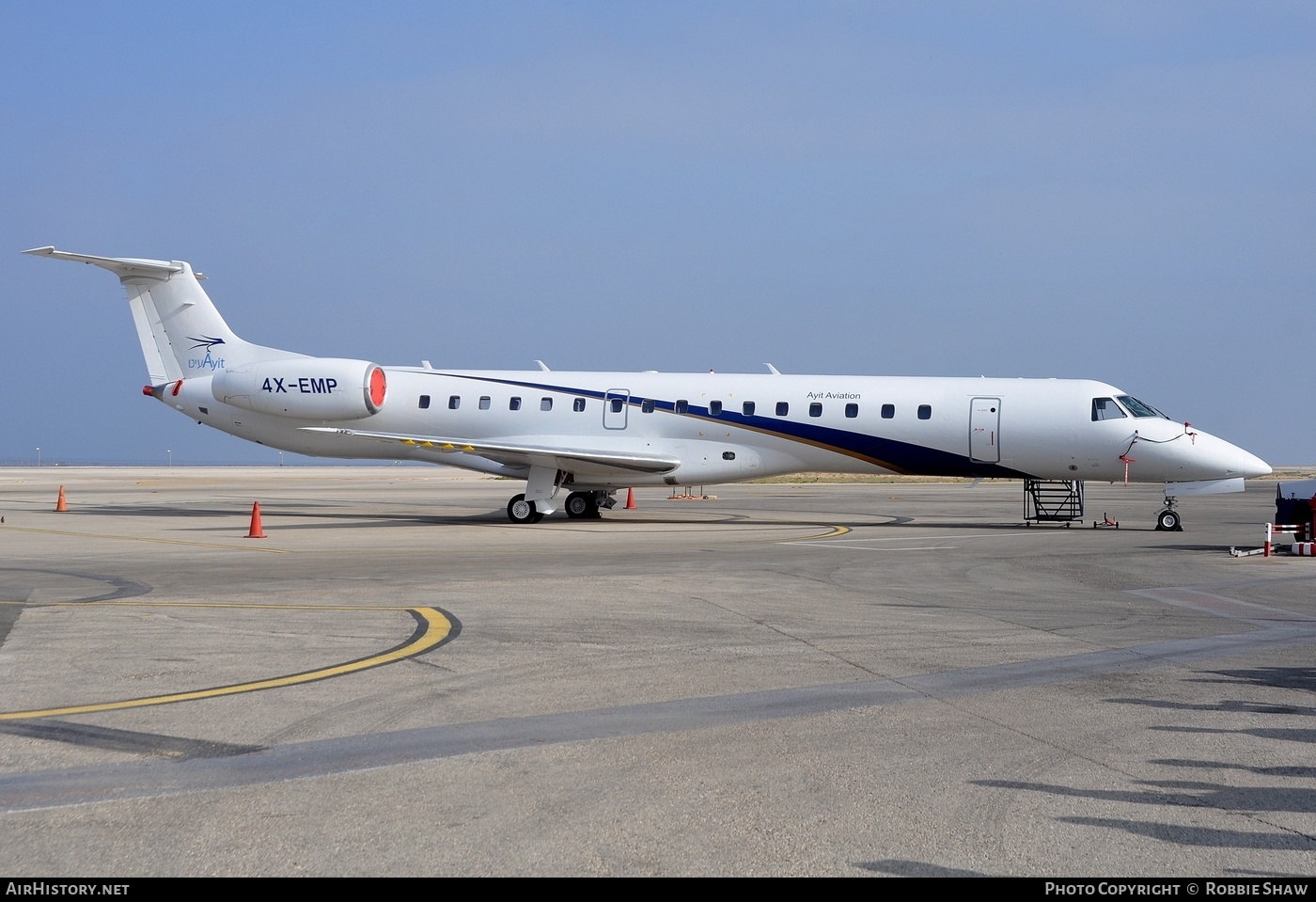 Aircraft Photo of 4X-EMP | Embraer ERJ-145EP (EMB-145EP) | Ayit Aviation | AirHistory.net #191804