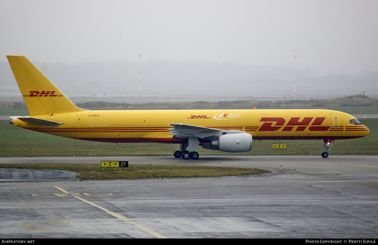 Aircraft Photo of G-BIKN | Boeing 757-236/SF | DHL International | AirHistory.net #192023