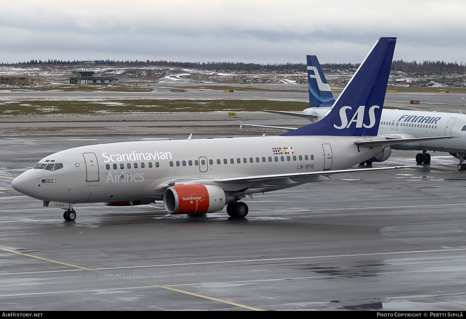Aircraft Photo of LN-RPB | Boeing 737-683 | Scandinavian Airlines - SAS | AirHistory.net #192112