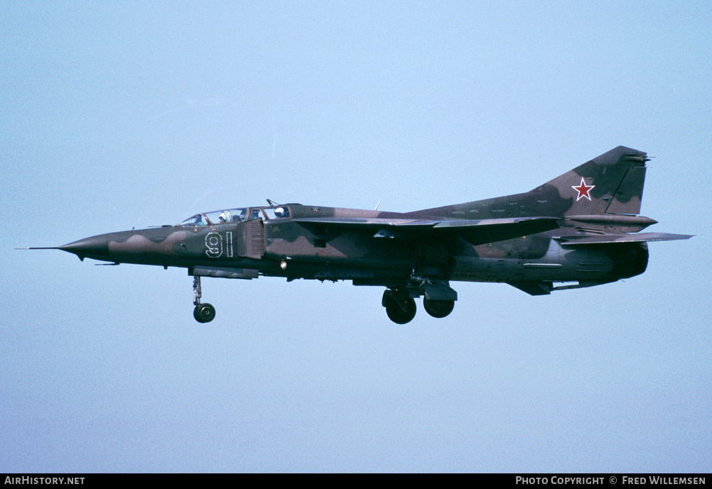 Aircraft Photo of 91 white | Mikoyan-Gurevich MiG-23UB | Russia - Air Force | AirHistory.net #192272