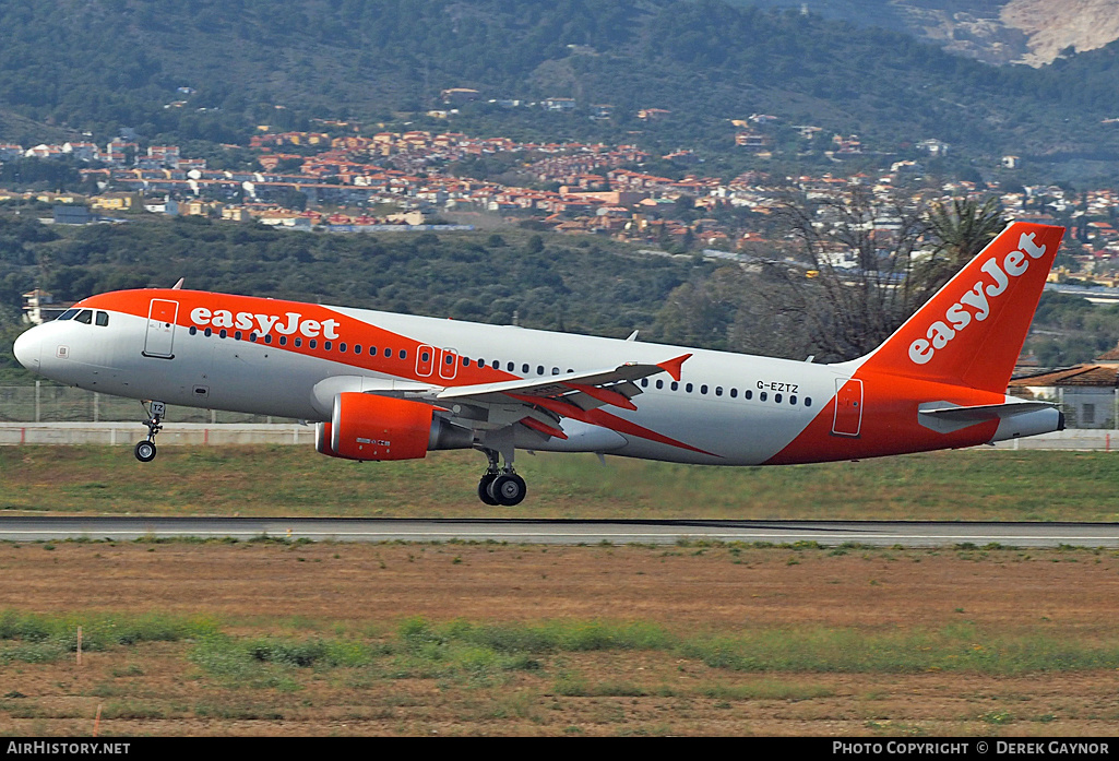 Aircraft Photo of G-EZTZ | Airbus A320-214 | EasyJet | AirHistory.net #192364