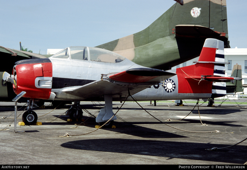 Aircraft Photo of 2823 | North American T-28A Trojan | Taiwan - Air Force | AirHistory.net #192403