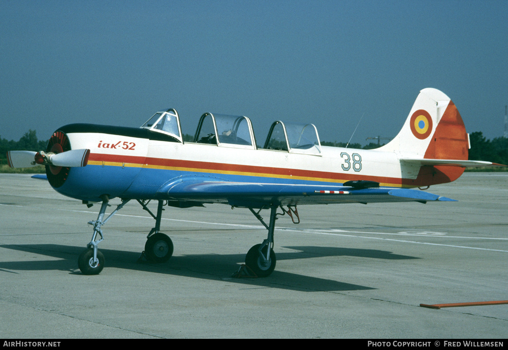 Aircraft Photo of 38 | Yakovlev Yak-52 | Romania - Air Force | AirHistory.net #192465