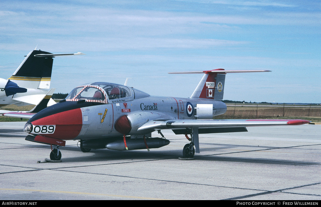 Aircraft Photo of 114089 | Canadair CT-114 Tutor (CL-41A) | Canada - Air Force | AirHistory.net #192487