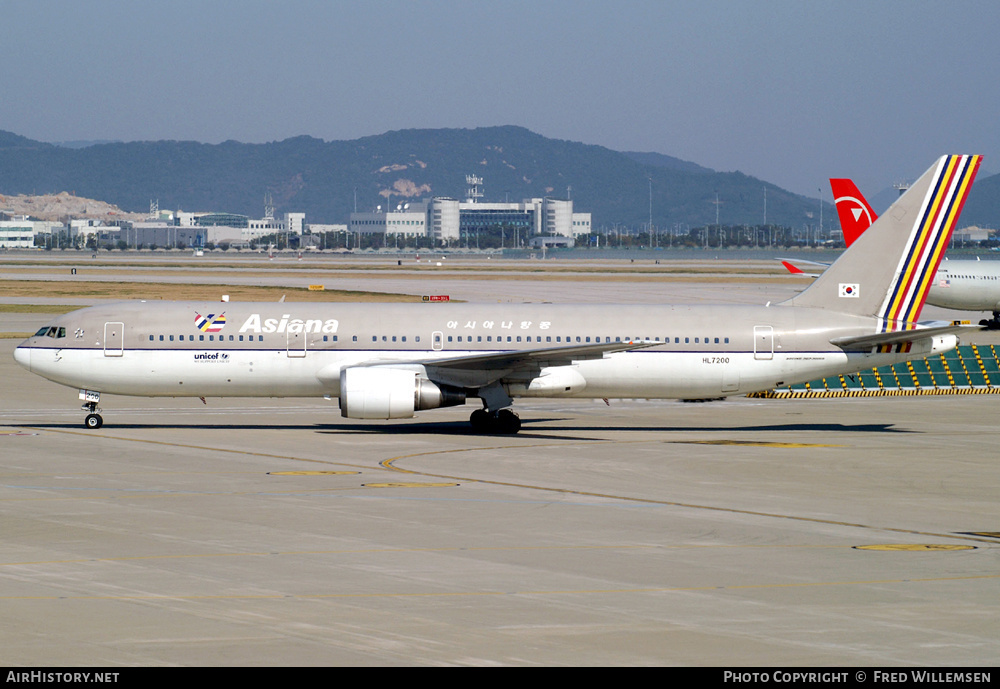 Aircraft Photo of HL7200 | Boeing 767-328/ER | Asiana Airlines | AirHistory.net #192490