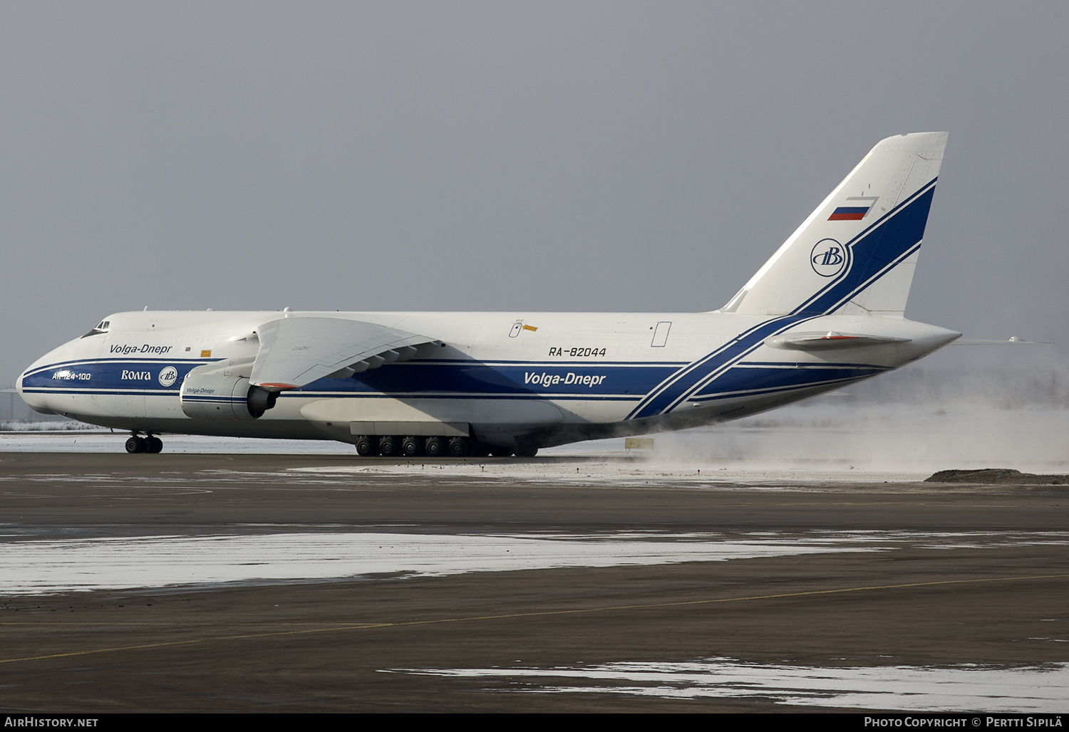 Aircraft Photo of RA-82044 | Antonov An-124-100 Ruslan | Volga-Dnepr Airlines | AirHistory.net #192575