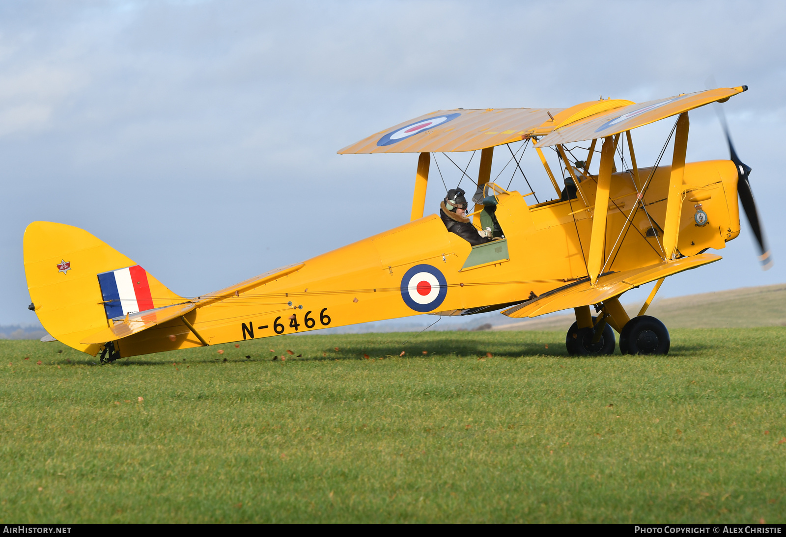 Aircraft Photo of G-ANKZ / N-6466 | De Havilland D.H. 82A Tiger Moth | UK - Air Force | AirHistory.net #192597