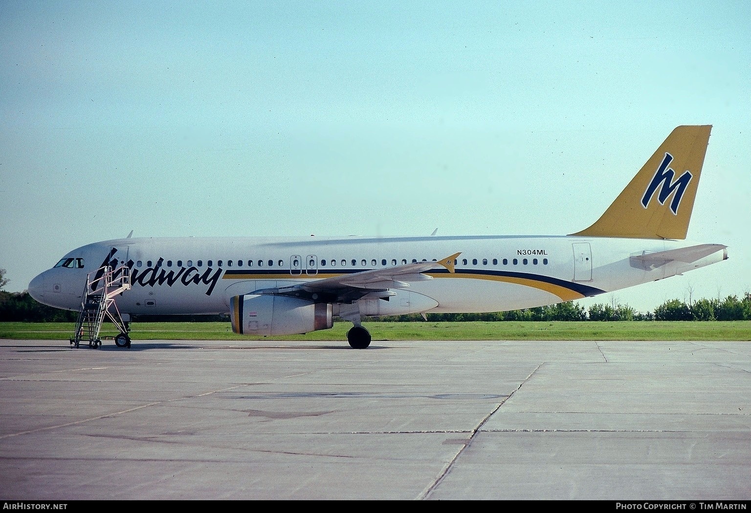 Aircraft Photo of N304ML | Airbus A320-231 | Midway Airlines | AirHistory.net #192598