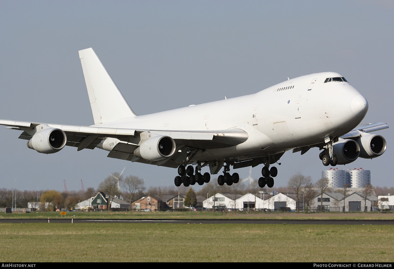 Aircraft Photo of EK-74798 | Boeing 747-281B(SF) | AirHistory.net #192689