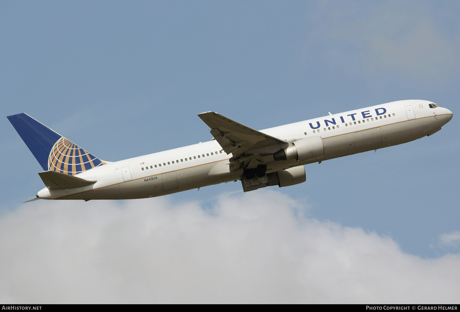 Aircraft Photo of N643UA | Boeing 767-322/ER | United Airlines | AirHistory.net #192697