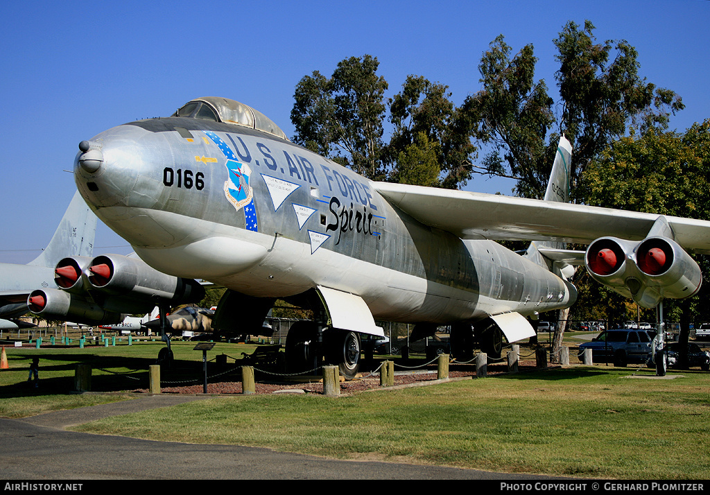 Aircraft Photo of 52-166 / 0-20166 | Boeing B-47E Stratojet | USA - Air Force | AirHistory.net #192699