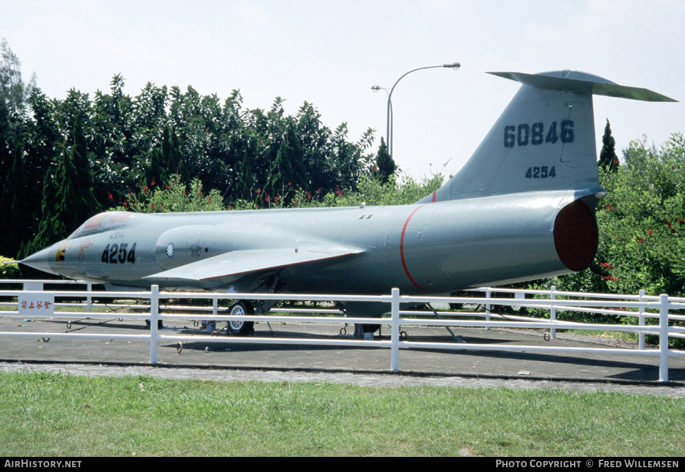 Aircraft Photo of 4254 | Lockheed F-104A Starfighter | Taiwan - Air Force | AirHistory.net #192798