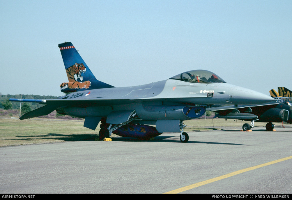 Aircraft Photo of J-004 | General Dynamics F-16A Fighting Falcon | Netherlands - Air Force | AirHistory.net #192801
