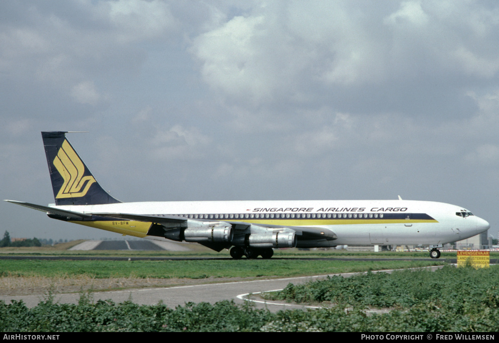 Aircraft Photo of 9V-BFW | Boeing 707-338C | Singapore Airlines Cargo | AirHistory.net #192979