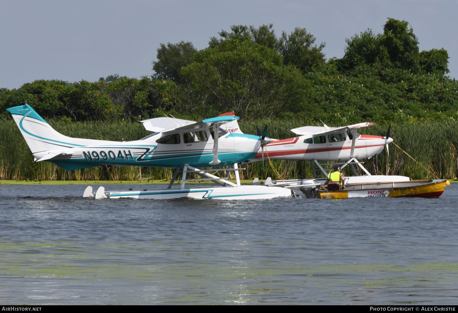 Aircraft Photo of N9904H | Cessna 182R Skylane II | AirHistory.net #193026